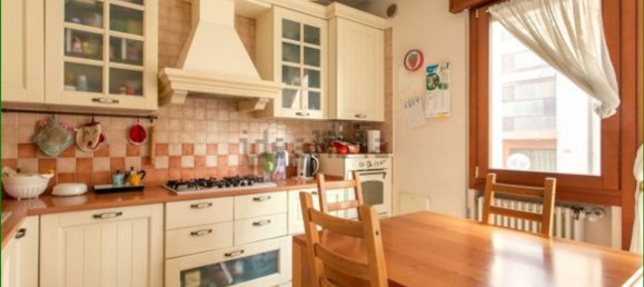 7 bedrooms Apartment in Padua, Italy No. 60514 7