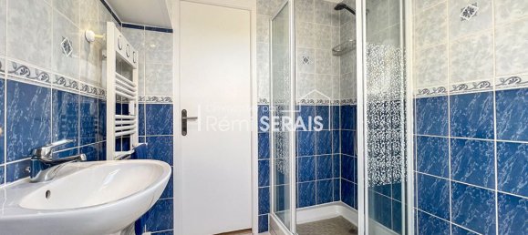 3 bedrooms House in Calvados, France No. 356073 15