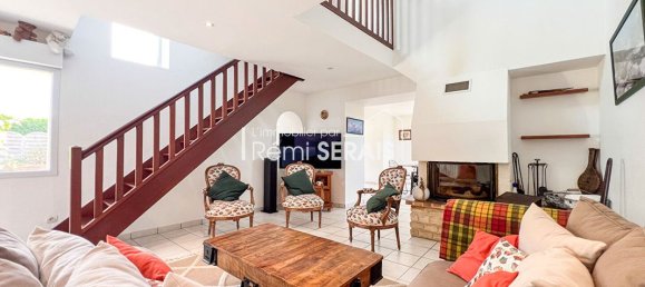 3 bedrooms House in Calvados, France No. 356073 7