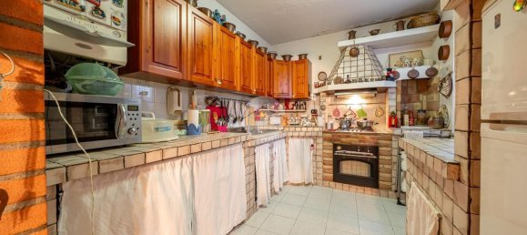 4غرفة منزل في Lesignano de' Bagni, Italy رقم 298858 9