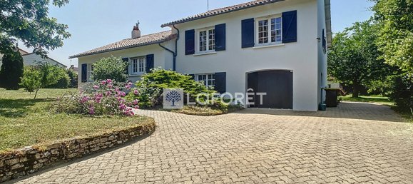 4 Schlafzimmer Haus in Thouars, France, Nr. 277476 19