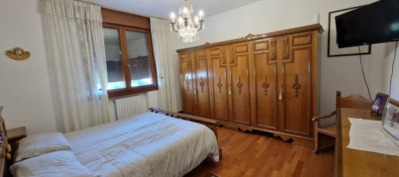 7 rooms Villa in Legnaro, Italy No. 236500 15