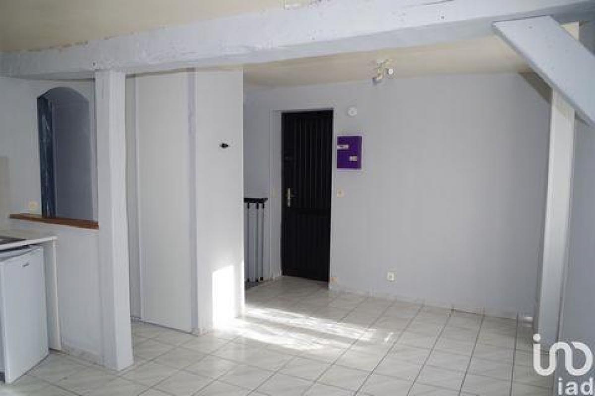 Studio in the Condo in Fontainebleau, France No. 29408