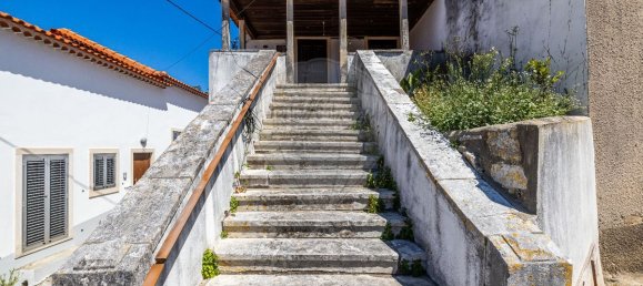 2 bedrooms House in Batalha, Portugal No. 30003 16