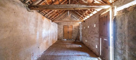 2 bedrooms House in Batalha, Portugal No. 30003 5