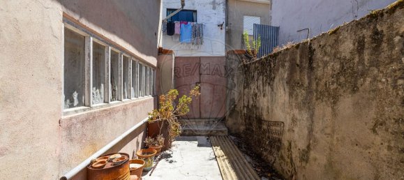 2 bedrooms House in Batalha, Portugal No. 30003 10