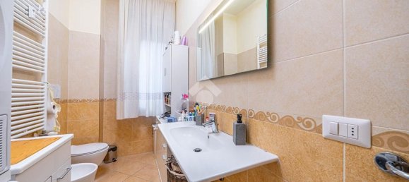 3 غرف نوم شقة في Reggio Emilia, Italy رقم 325569 18