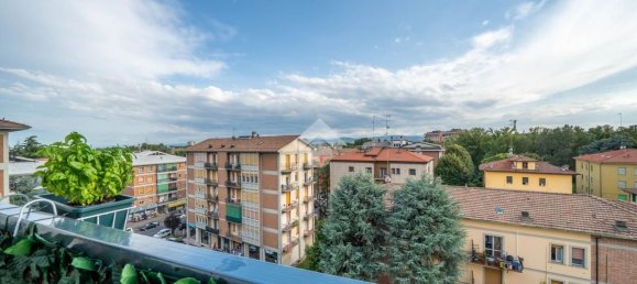 3 غرف نوم شقة في Reggio Emilia, Italy رقم 325569 27