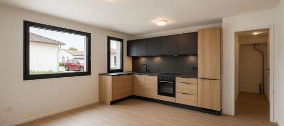 3 bedrooms House in La Balme-de-Sillingy, France No. 300271 4