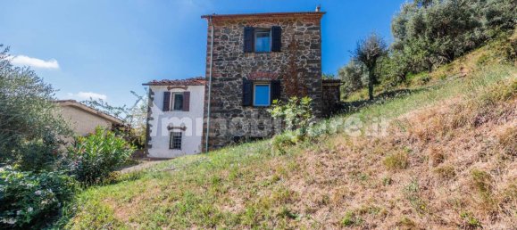 8 غرف نوم منزل في Marliana, Italy رقم 292055 22