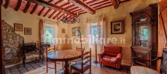 8 غرف نوم منزل في Marliana, Italy رقم 292055 47