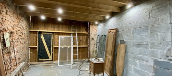 6 bedrooms Building in La Longueville, France No. 80607 17