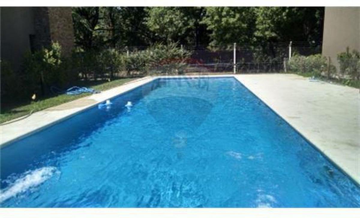 Studio in Pilar, Argentina No. 91026