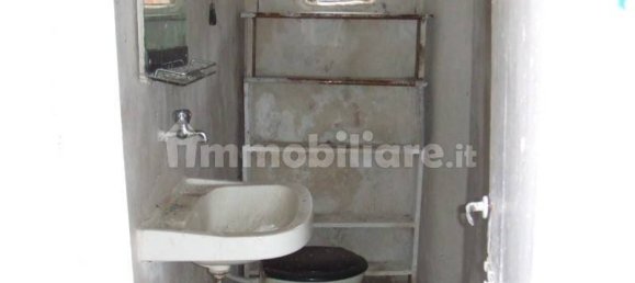 2 bedrooms House in Castiglione Chiavarese, Italy No. 150683 8