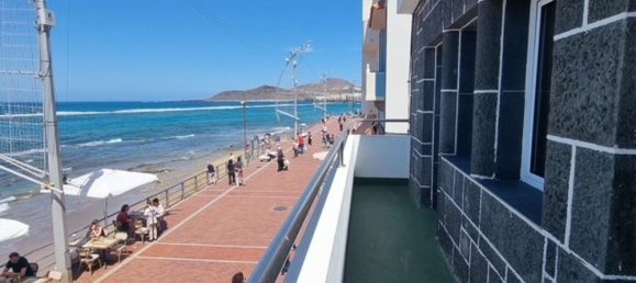 Дом с 5 спальнями в Лас-Пальмас-де-Гран-Канария, Испания № 161454 4