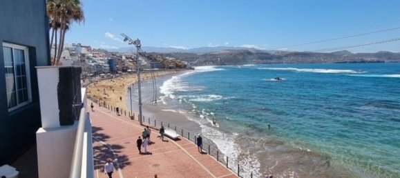 Дом с 5 спальнями в Лас-Пальмас-де-Гран-Канария, Испания № 161454 3