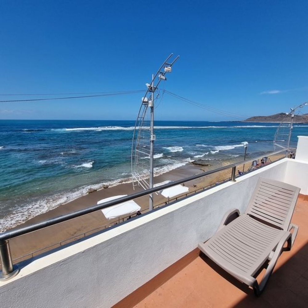 Дом с 5 спальнями в Лас-Пальмас-де-Гран-Канария, Испания № 161454