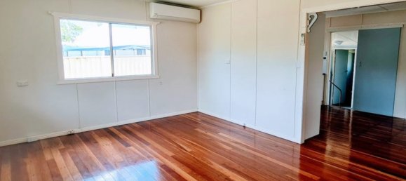 2 chambres Maison à Crows Nest, Australia No. 598 5