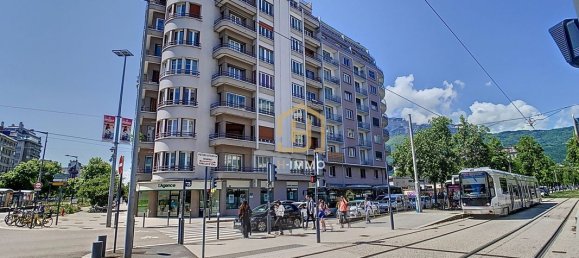 Apartamento de 2 dormitorios en Grenoble, France No. 341109 18