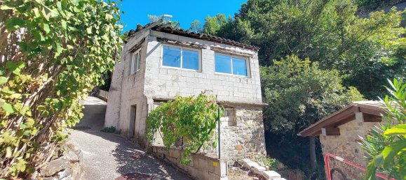 Villa de 2 habitaciónes en Alpes-Maritimes, France No. 297372 3