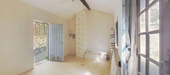 Villa de 2 habitaciónes en Alpes-Maritimes, France No. 297372 2