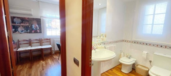 4 Schlafzimmer Haus in Palau-Solita I Plegamans, Spain, Nr. 142346 27