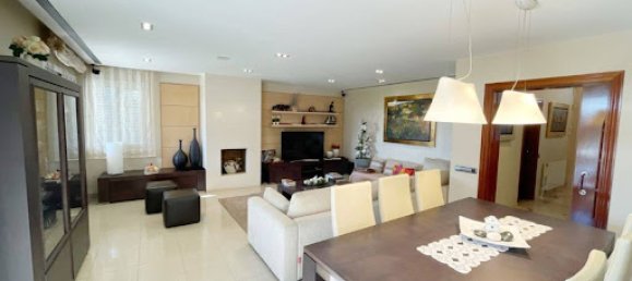 4 Schlafzimmer Haus in Palau-Solita I Plegamans, Spain, Nr. 142346 3