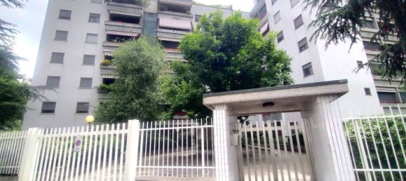 3 chambres Appartement à Rozzano, Italy No. 370155 11