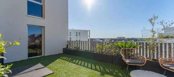 3-salle Appartement à Nanterre, France No. 282793 4