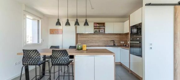 3-salle Appartement à Nanterre, France No. 282793 3