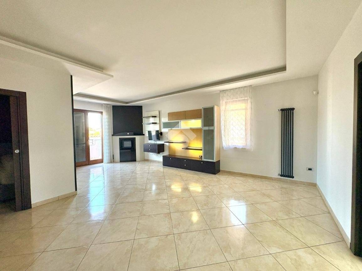 3 Schlafzimmer Doppelhaus in Sant'Antimo, Italy, Nr. 273292