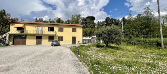 15-Zimmer Villa in Capannori, Italy, Nr. 177399 2