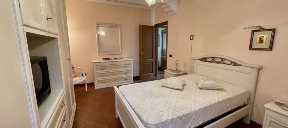 15-Zimmer Villa in Capannori, Italy, Nr. 177399 28