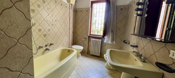15-Zimmer Villa in Capannori, Italy, Nr. 177399 38