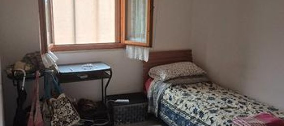 3-salle Appartement à Grosseto, Italy No. 260405 4