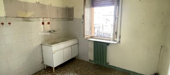 Apartamento de 3 divisões em Broni, Italy N.º 181209 8