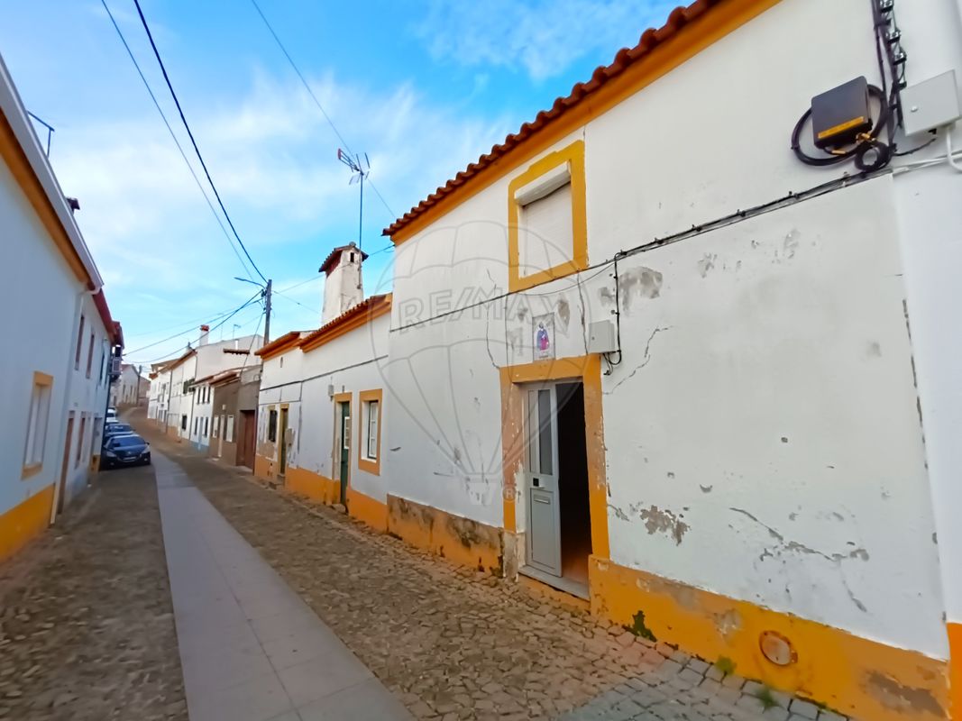 2 bedrooms House in Tolosa, Portugal No. 185141