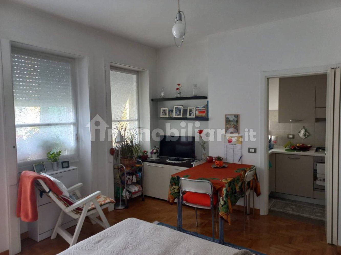 Studio in Milan, Italy, Nr. 262893