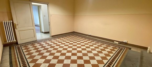 6 rooms Apartment in Arezzo, Italy No. 44525 20