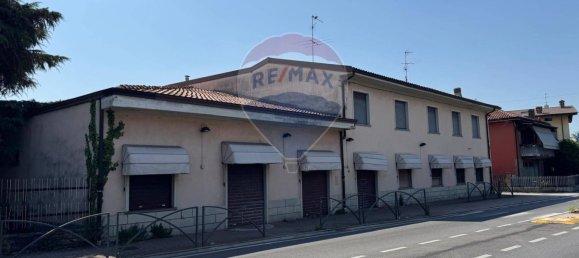 2 Schlafzimmer Wohnung in Boltiere, Italy, Nr. 352718 16