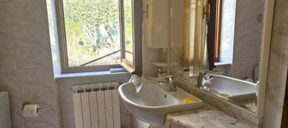 6 rooms Villa in Sarzana, Italy No. 17287 19