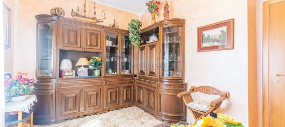 6 rooms House in San Giuliano Milanese, Italy No. 314208 10