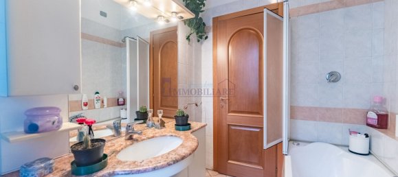 6 rooms House in San Giuliano Milanese, Italy No. 314208 17