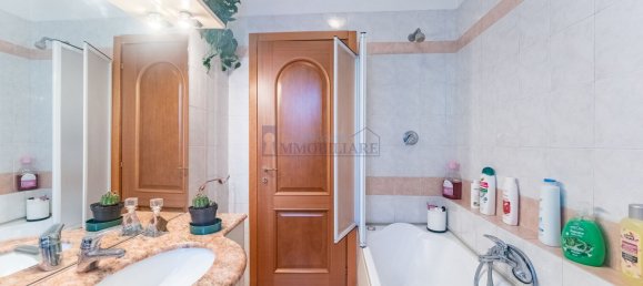 6 rooms House in San Giuliano Milanese, Italy No. 314208 18