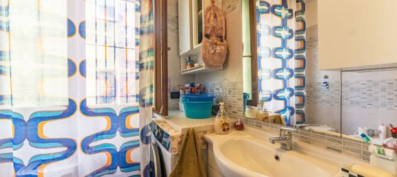 6 rooms House in San Giuliano Milanese, Italy No. 314208 24