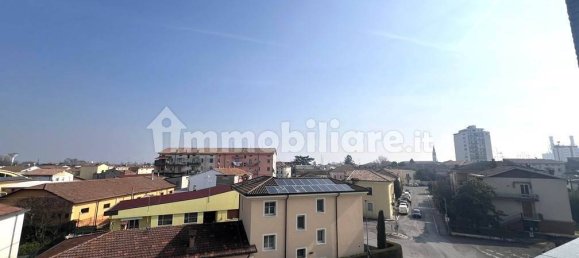 Penthouse T2 em Ostiglia, Italy N.º 221460 4