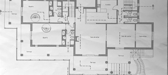 Коммерческая недвижимость с 3 спальнями в Лагуш, Португалия № 106115 8