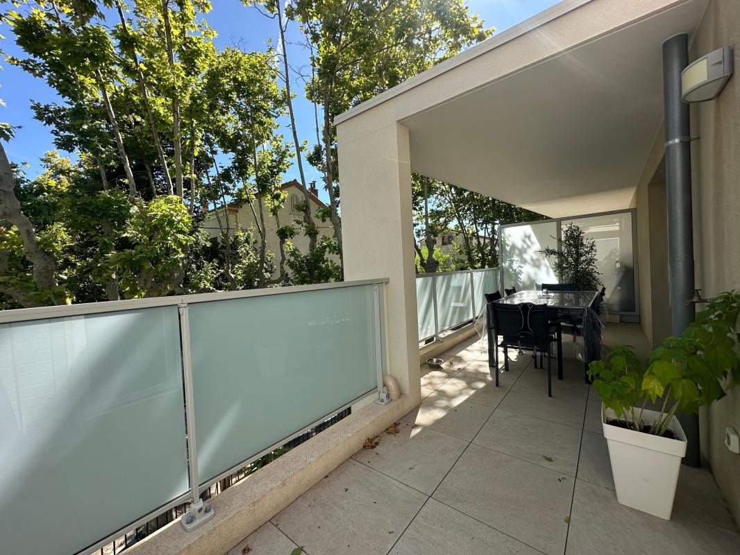 Дуплекс с 3 спальнями в Тулон, Франция № 353246