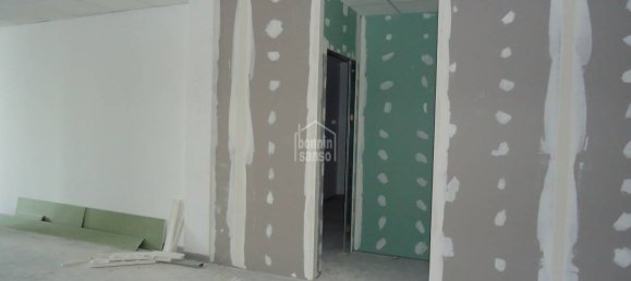 350m² Commercial property in Es Mercadal, Spain No. 5250 4