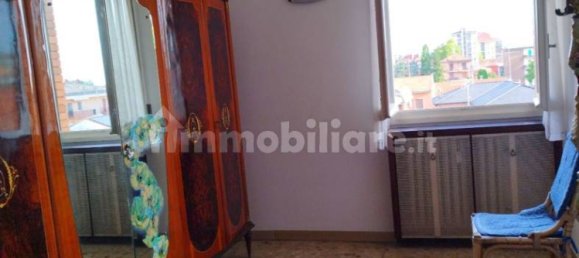 Apartamento de 2 dormitorios en Cinisello Balsamo, Italy No. 360108 10
